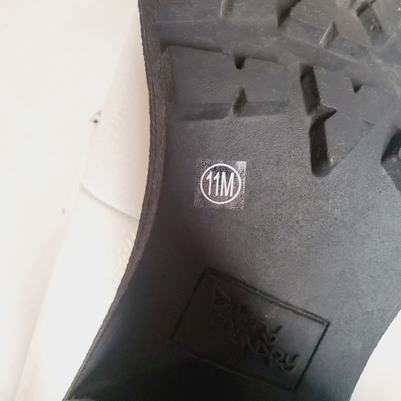 Dirty Laundry White Chunky Heel Loafers - Picture 9 of 13